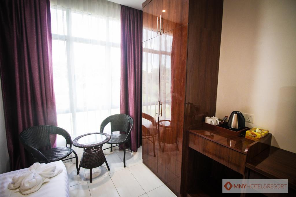 קמפונג טלוק ניפה Mny Hotel & Resort מראה חיצוני תמונה